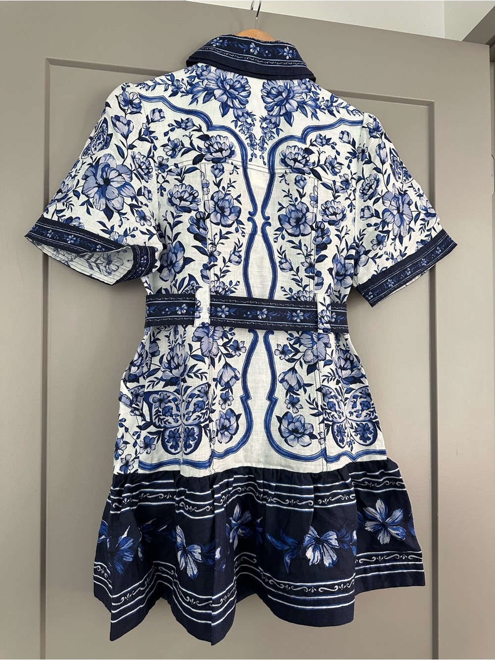 NWT Farm Rio Blue & White Floral Button-Front Belted Dress - Sz M - Picture 2 of 6